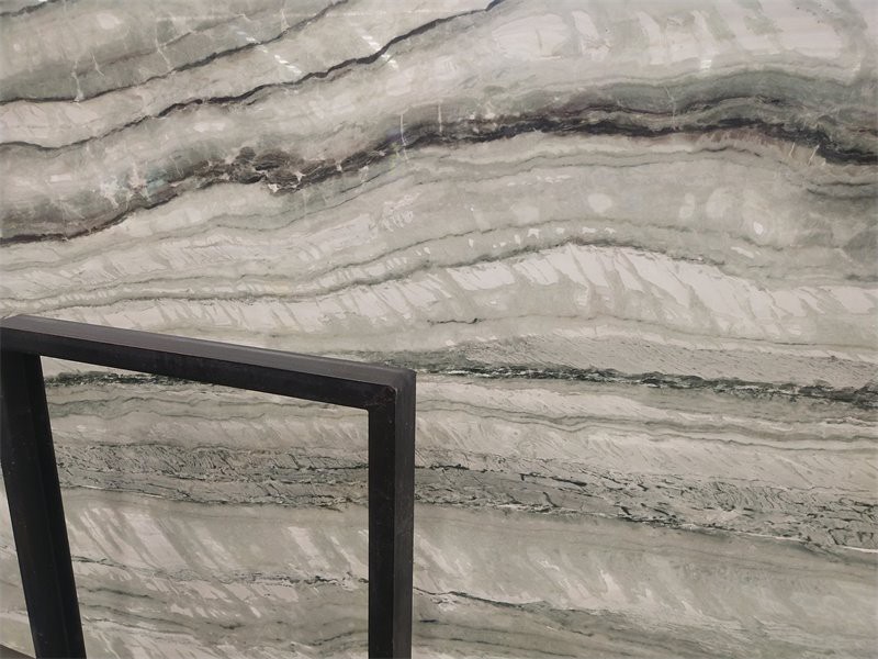 Emerald green marble for countertops